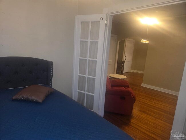 Photo - 515 N Barcelona St