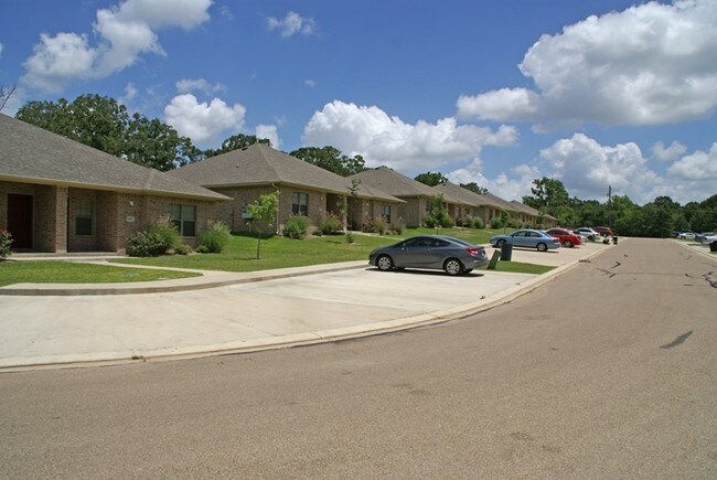 Photo - Aggie Acres Apartments