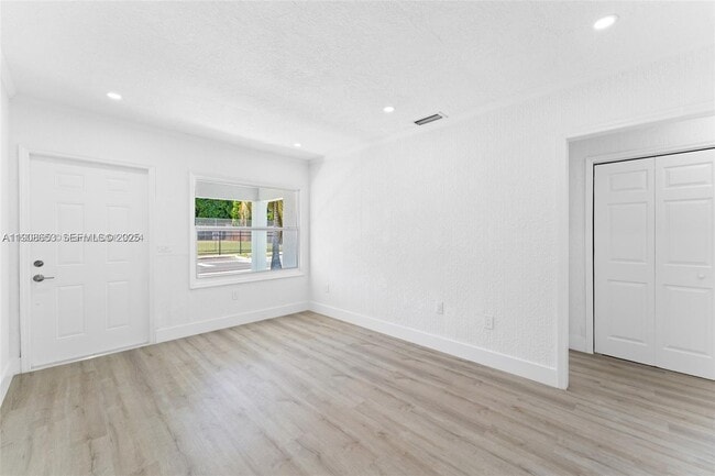 Photo - 3161 SW 27th Ln Unit 1