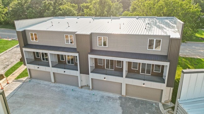 Photo - 1467 W Hendon St