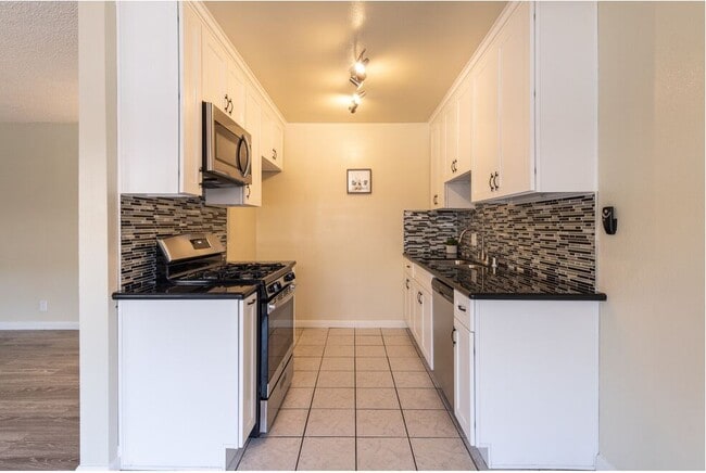 Photo - Torrance Terrace Apartments