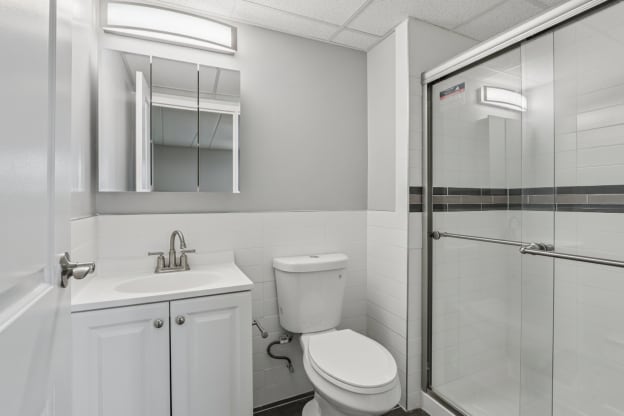 Photo - Laverock Place