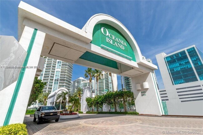 Photo - 16400 Collins Ave Unit 942