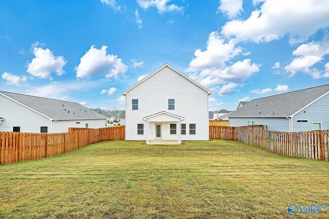 Photo - 16879 Hollings Trl NW