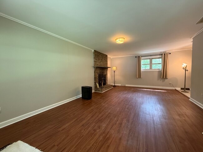 Photo - 29781 Oak Rd