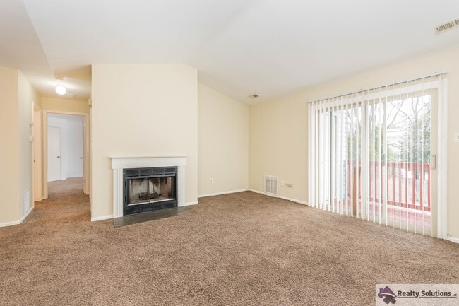 Photo - 514 Cascade Ct