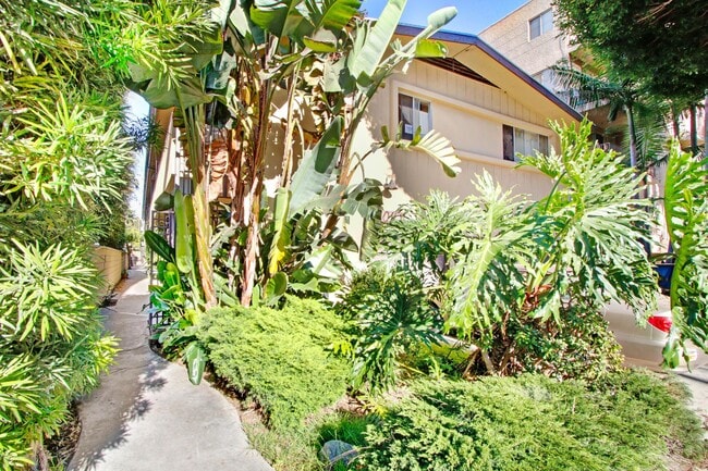 Photo - 1047 2nd St.