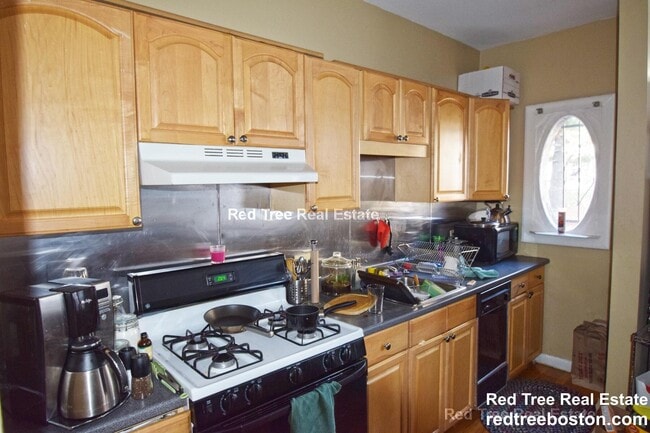 Photo - 17 Highgate St Unit 1