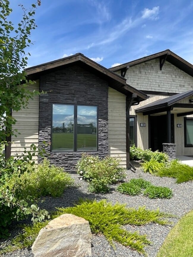 Amazing Garden Side Condo in Black Bull - Amazing Garden Side Condo in Black Bull