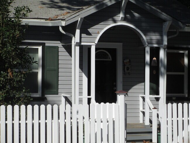 U St cottage downtown - U St cottage downtown House