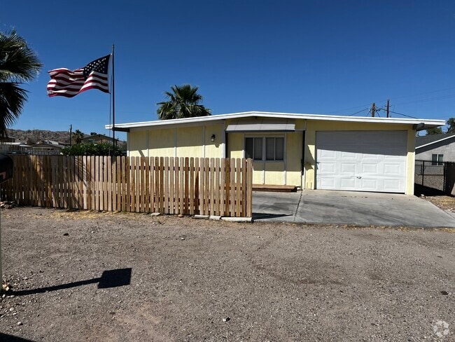 Building Photo - 1782 Rio Grande Rd Rental