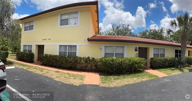 Building Photo - 11400 NW 45th St Rental