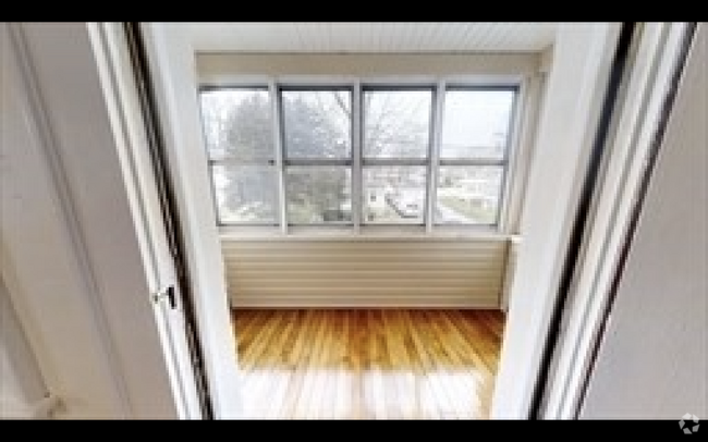 Building Photo - 49 Olcott St Unit #1 Rental