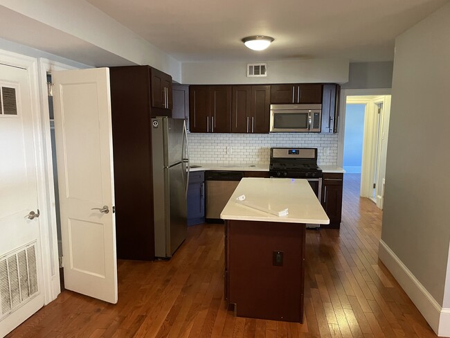 Photo - 353 N Easton Rd Unit 304