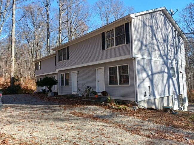 Photo - 27 N Main St House