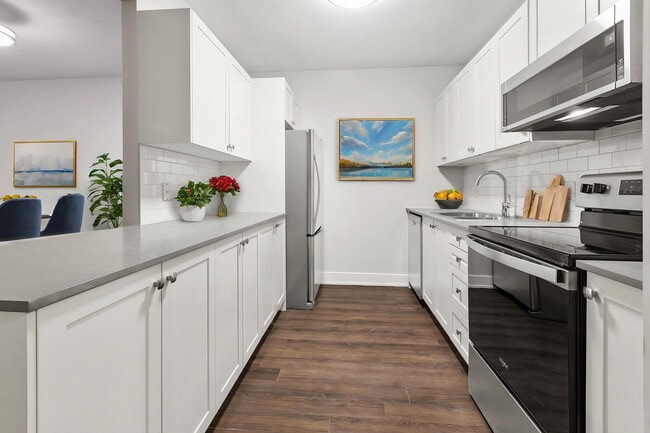 Photo - Barrett Place I