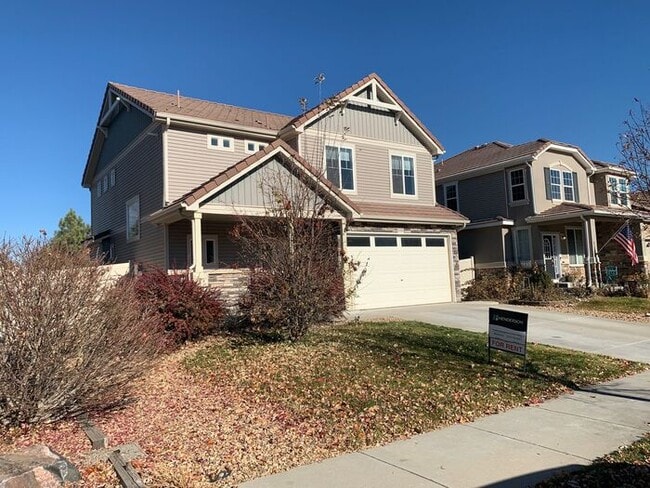 Photo - Gorgeous 2 Bedroom + Den, 2 Bathroom Home in Thompson River Ranch!