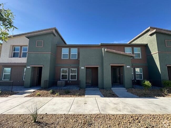 Building Photo - BRAND NEW DR HORTON GATED TOWNHOME COMMUNI...