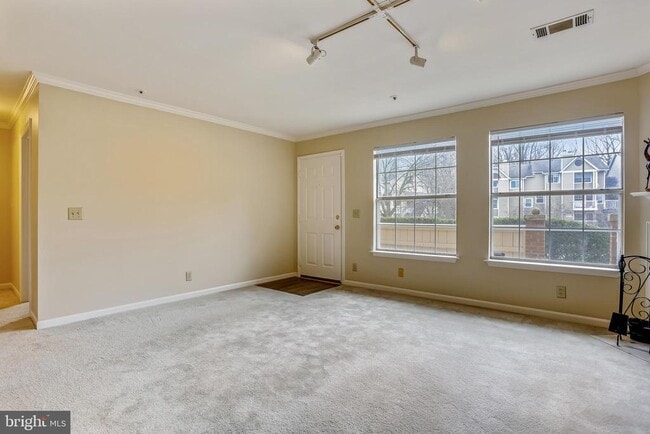 Photo - 5821 Inman Park Cir Unidad 100