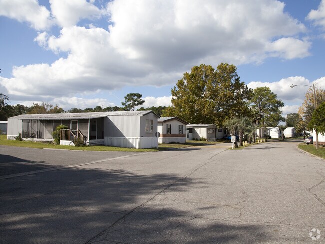 Photo - Orange Park North Mobile Home Park