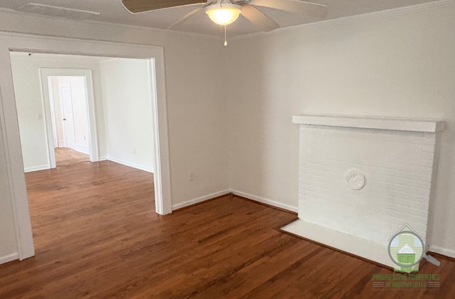 Photo - 518 Perry Ave