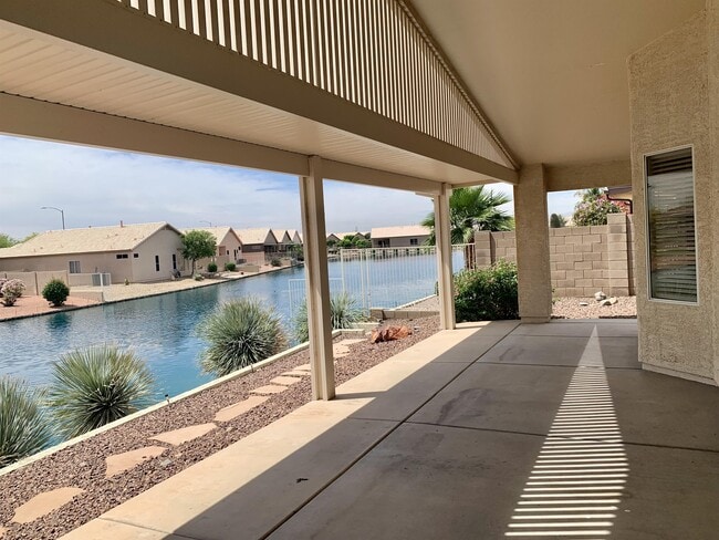 Building Photo - 11015 W Chino Dr