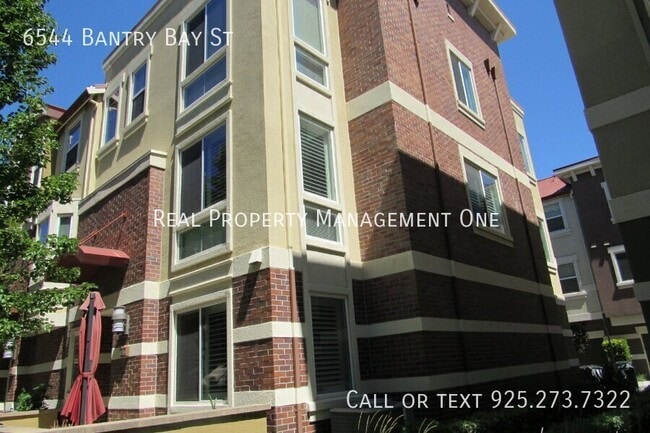 Photo - 6544 Bantry Bay St