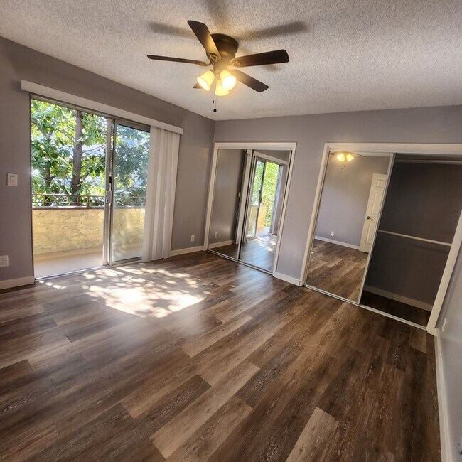 Photo - 215 S Rampart Blvd