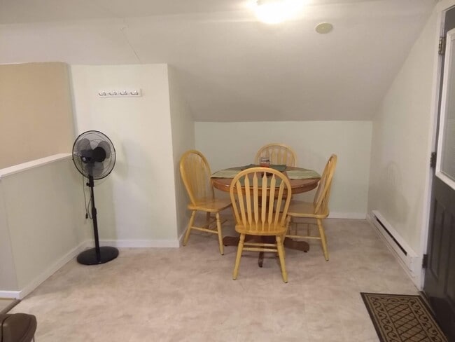 Photo - Close to Downtown Upper Level Apartment