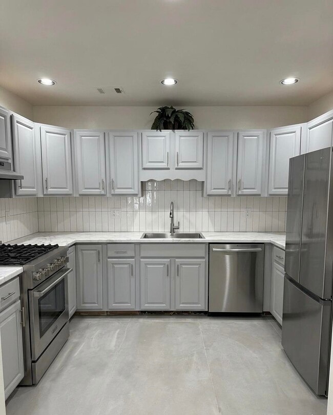 Photo - 85 Grieco Dr