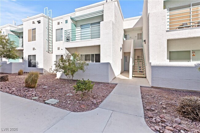 Photo - 7100 W Pirates Cove Rd Unit 1042