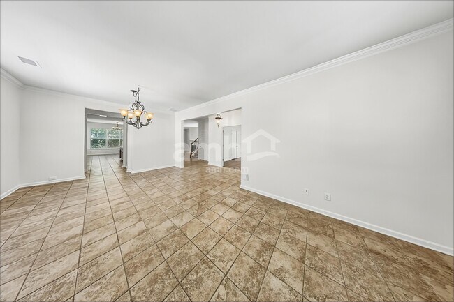1010 Breakmaker Ln