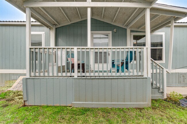 Photo - 17338 FM 1097