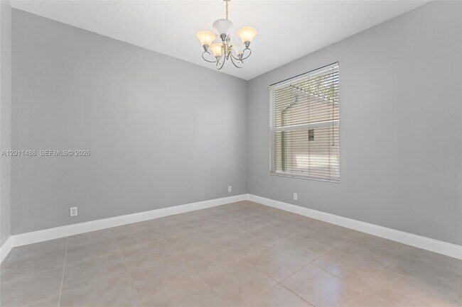 Photo - 1019 Egret Cir N