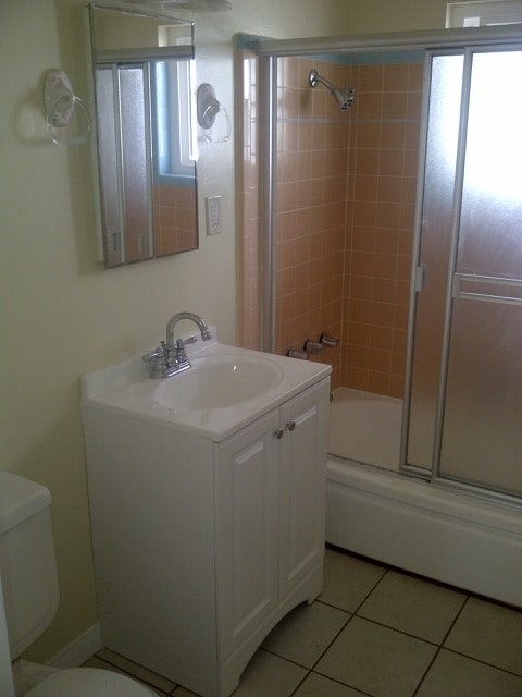 Photo - 570-574 W. 18th Street Unidad Hamilton