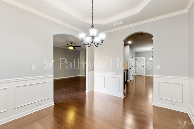 Photo - 3922 Lake Manor Way