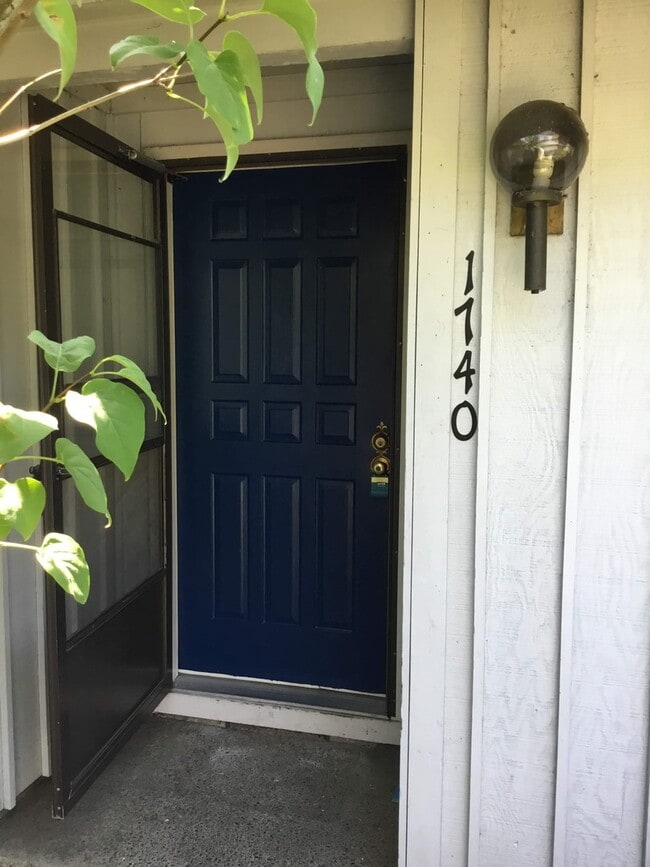 Photo - 2 Bedroom, 1 Bath Home in Cal Young Neighborhood