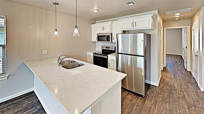 Photo - 11523 Keystone Cir