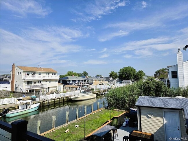2706 Peconic Ave