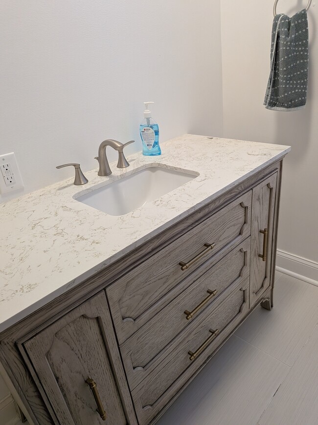 Photo - 262 Rutledge Ave