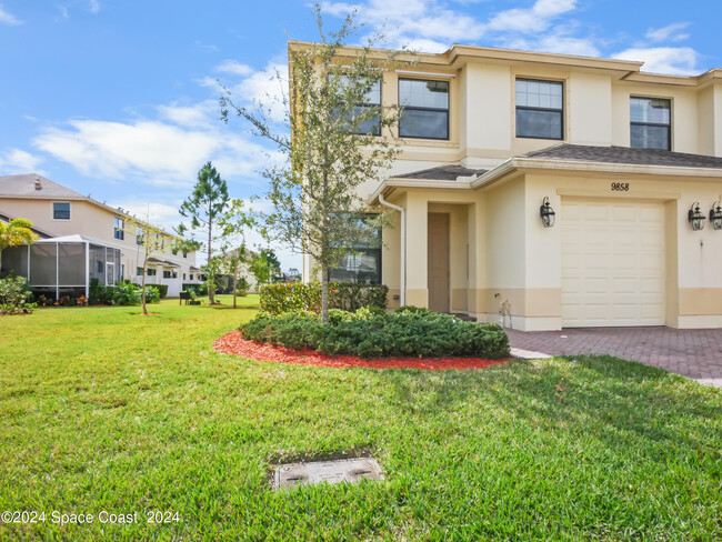 Photo - 9858 E Villa Cir Townhome