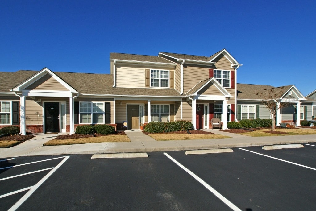 Photo - Beaufort Manor Apartments