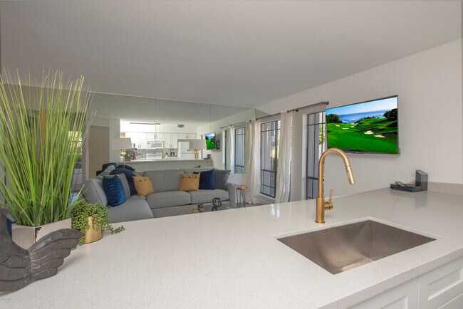 Photo - 5209 N 24th St Unit 103