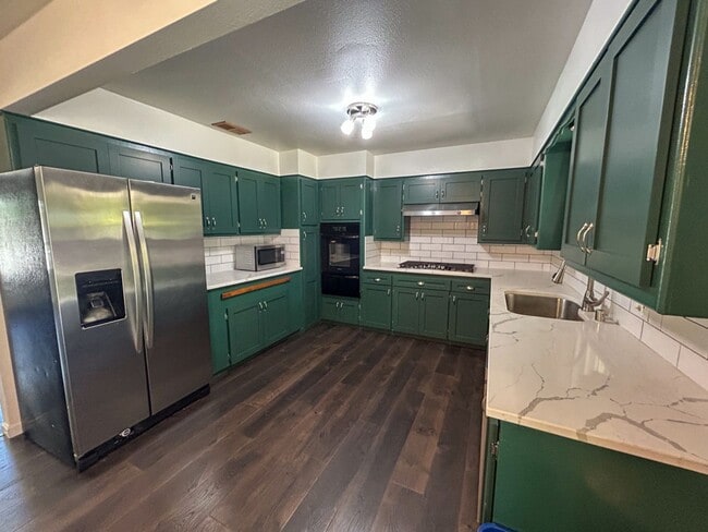 Photo - 6762 Riverside Dr