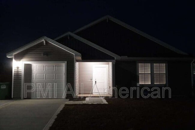 Photo - 289 Greenbay St