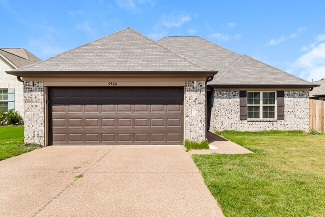 Building Photo - 9466 Darren Cir S