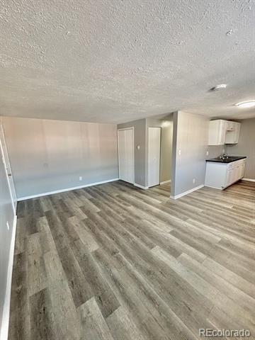 Photo - 1437 N Moline St