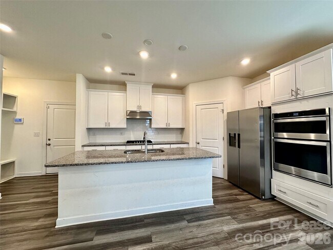 Photo - 410 Cranford Dr