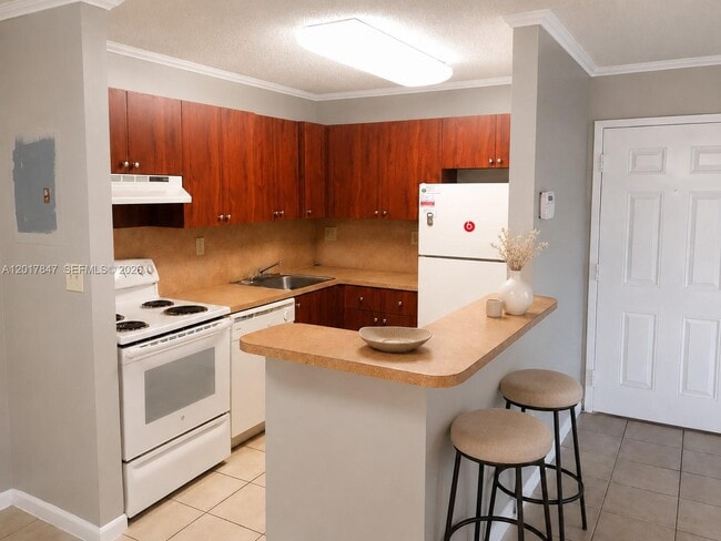 Photo - 7235 NW 179th St Unit 101