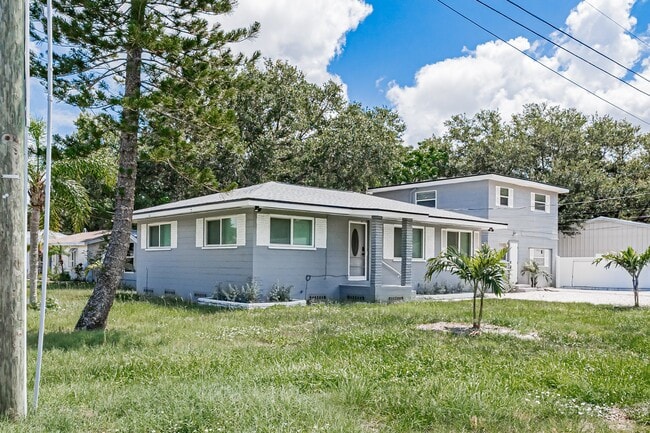 Photo - 7181 49th Ave N